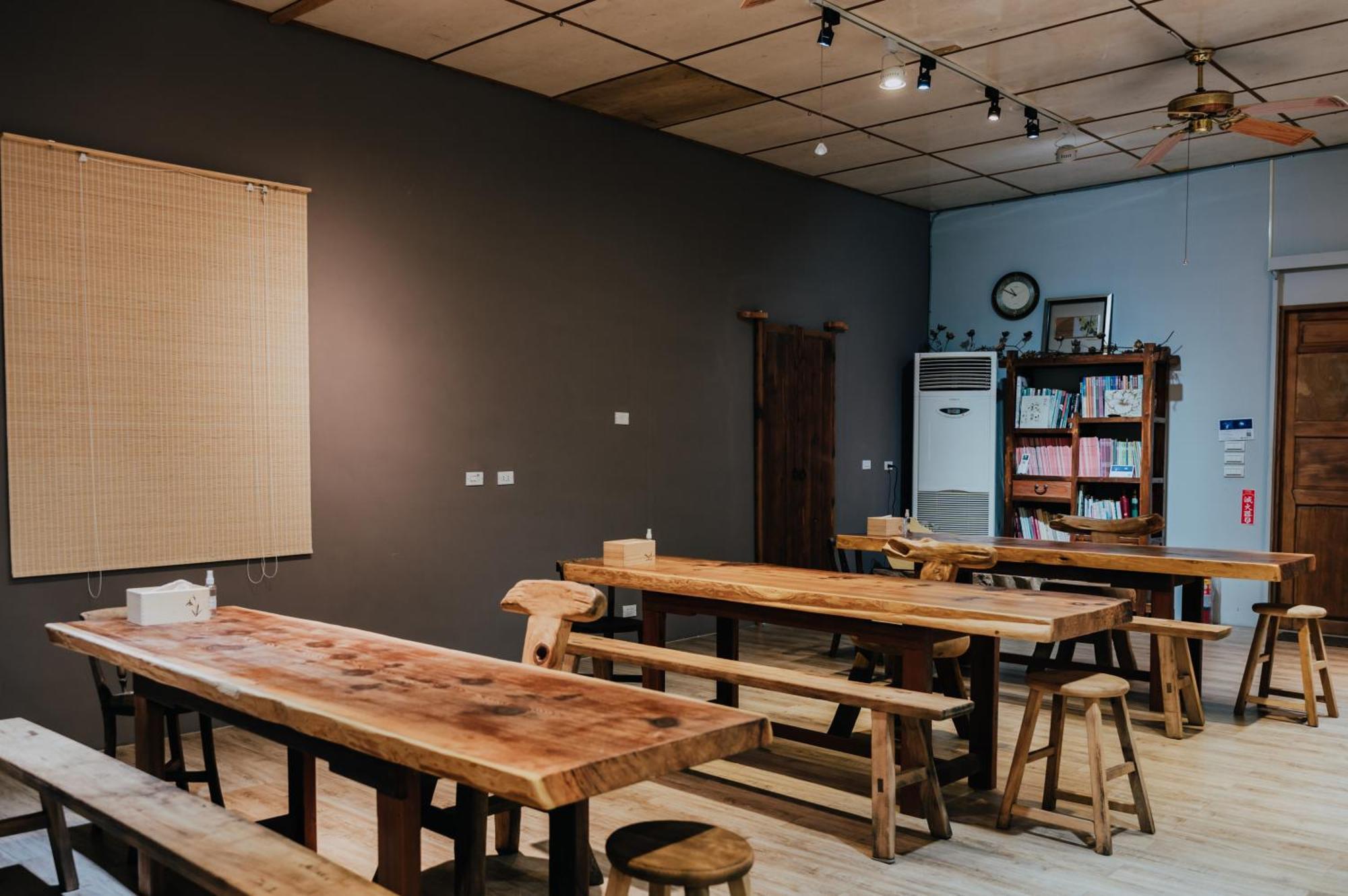 蘊慢築 茶花藝主題民宿 Yun Man Zhu Homestay Gongguan Exterior foto