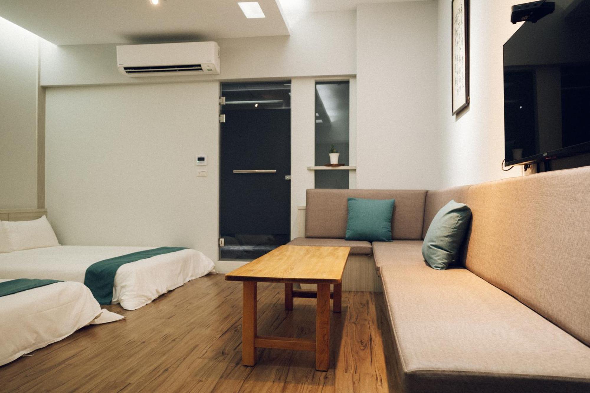 蘊慢築 茶花藝主題民宿 Yun Man Zhu Homestay Gongguan Exterior foto